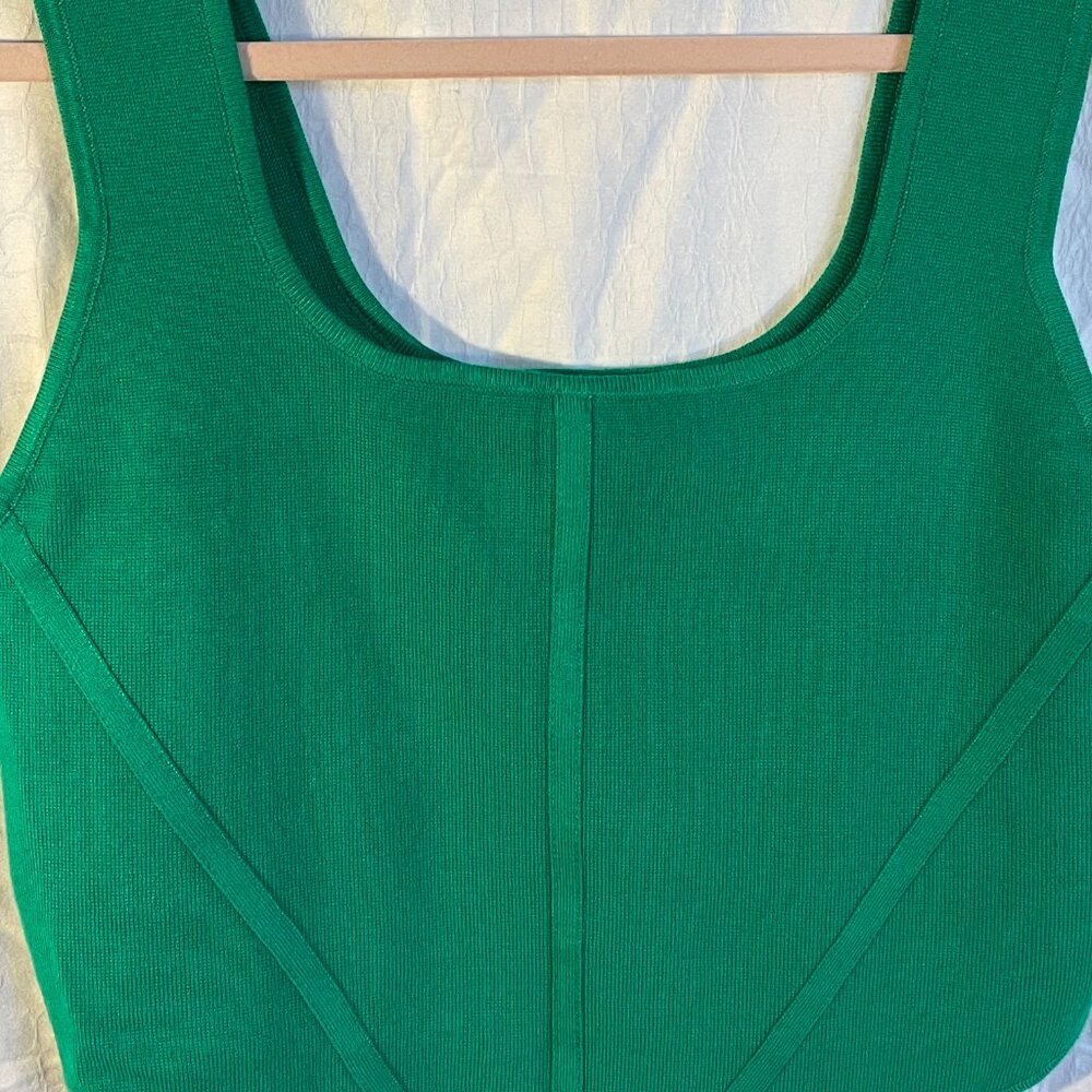 NWOT Green crop top size XL